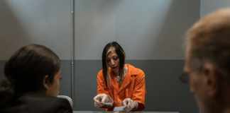 Advantages of Hiring a Professional Bailing Service Online Bailing Service Online