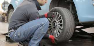 This Is How to Choose the Best Tire Changer for Your Shop tire changer