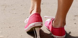How To Remove Gum From Shoes: Top 12 Effective Techniques how to remove gum from shoes
